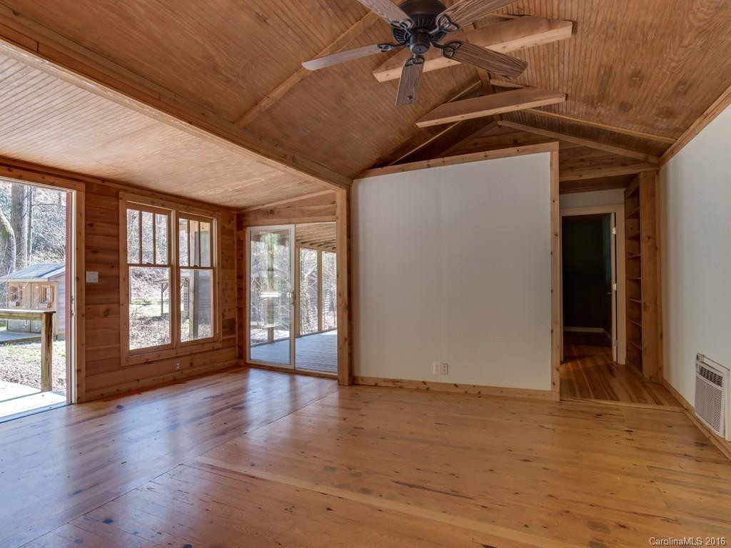 318 Pearson Falls Road - Photo 4