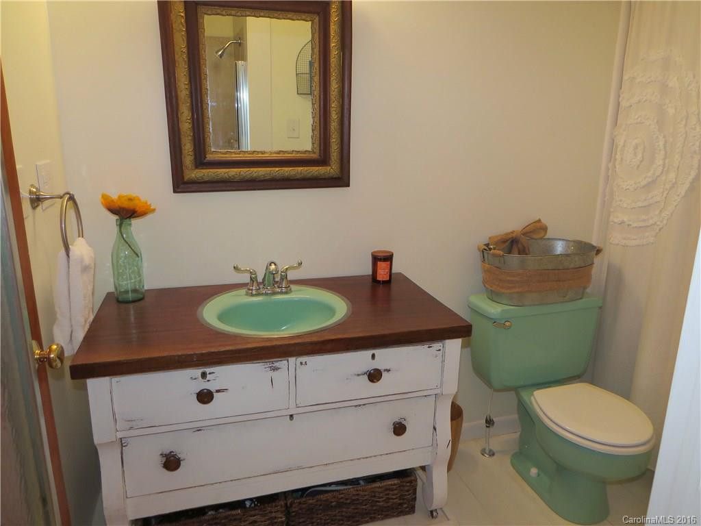 256 Oak Park Drive - Photo 16
