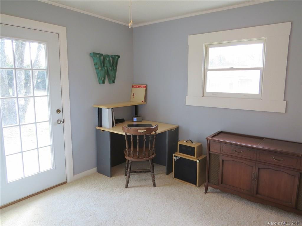 256 Oak Park Drive - Photo 18