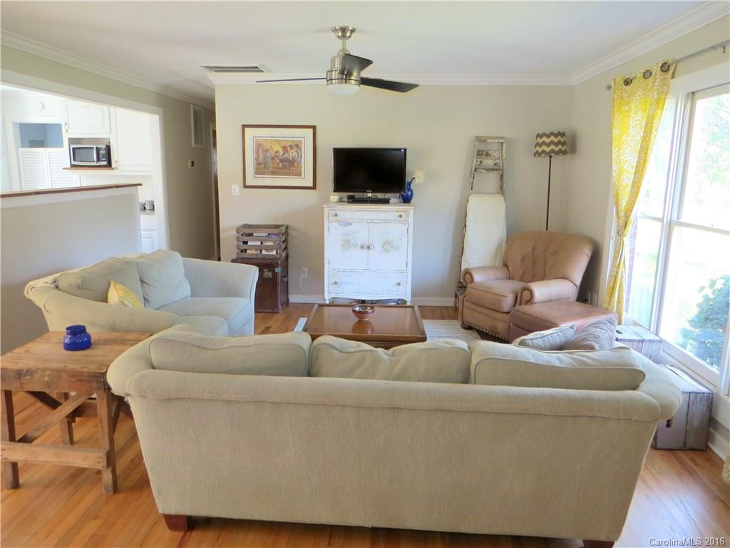 256 Oak Park Drive - Photo 5