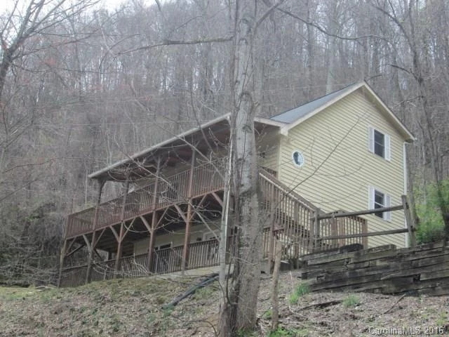 40 Bridle Drive