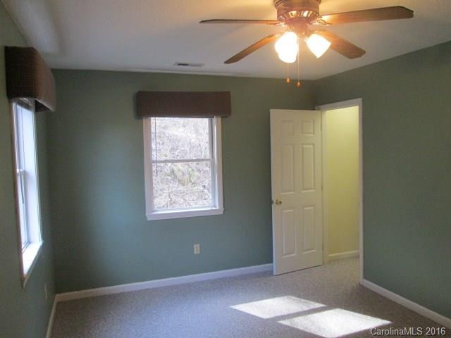 40 Bridle Drive - Photo 18