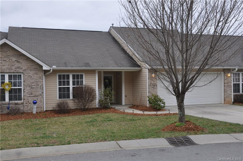 239 Farington Circle #239