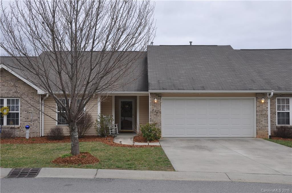 239 Farington Circle #239 - Photo 2