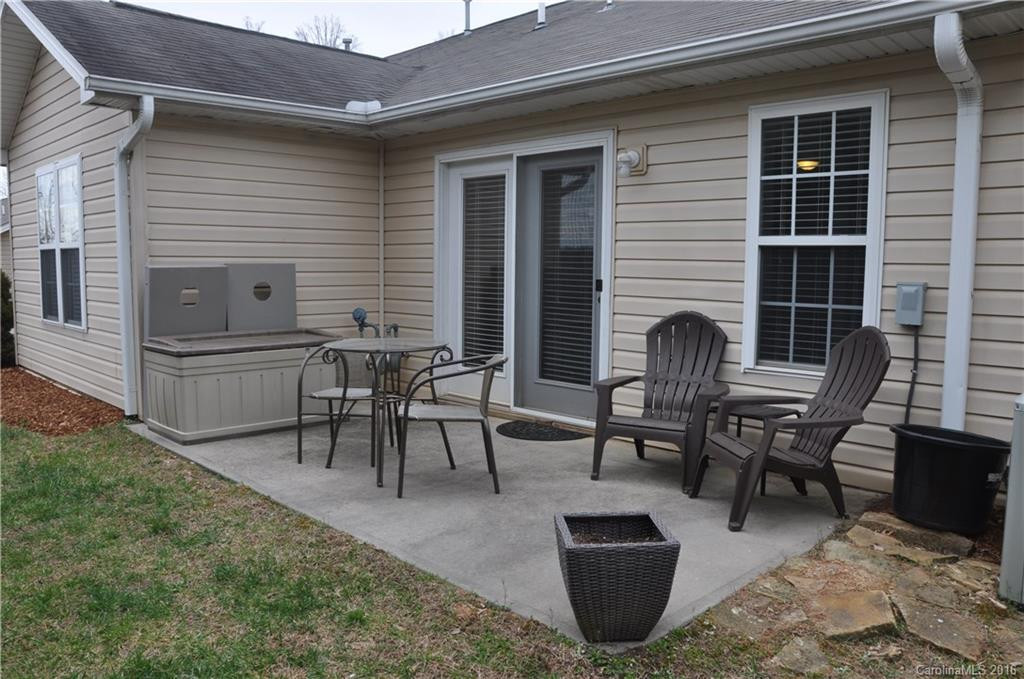 239 Farington Circle #239 - Photo 3