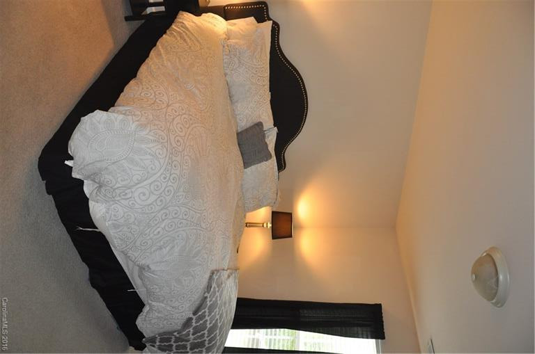 239 Farington Circle #239 - Photo 4