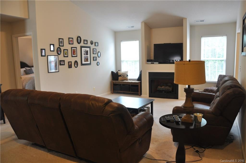239 Farington Circle #239 - Photo 7