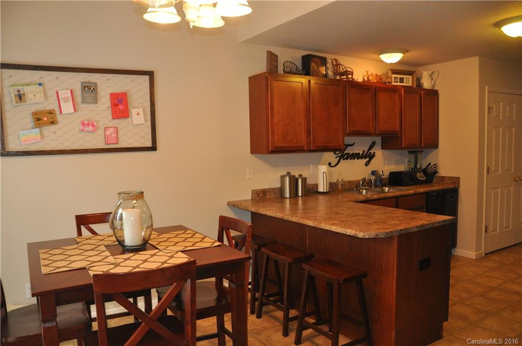 239 Farington Circle #239 - Photo 9