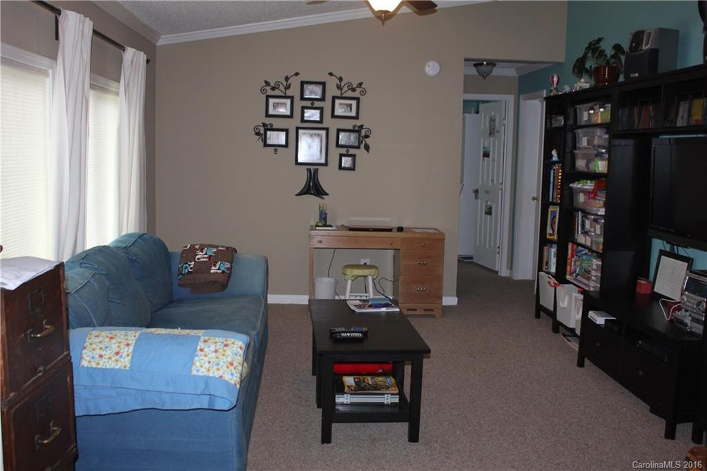 190 Lantana Drive - Photo 11