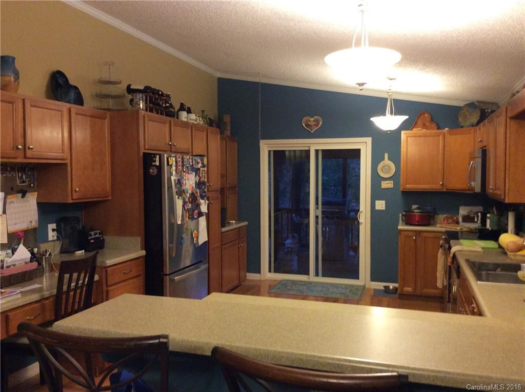 190 Lantana Drive - Photo 4
