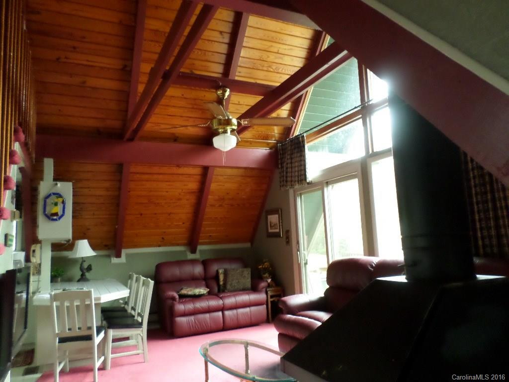 491 Timberline Drive - Photo 3