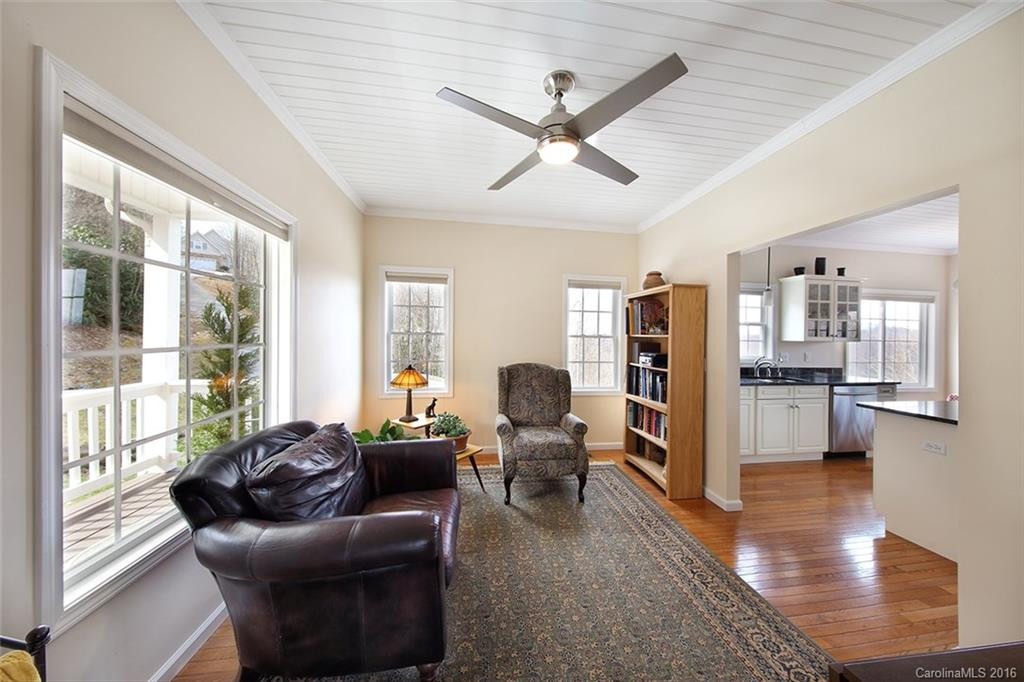 156 Bonnie Brae Court - Photo 7