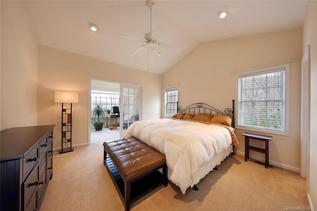 156 Bonnie Brae Court - Photo 8