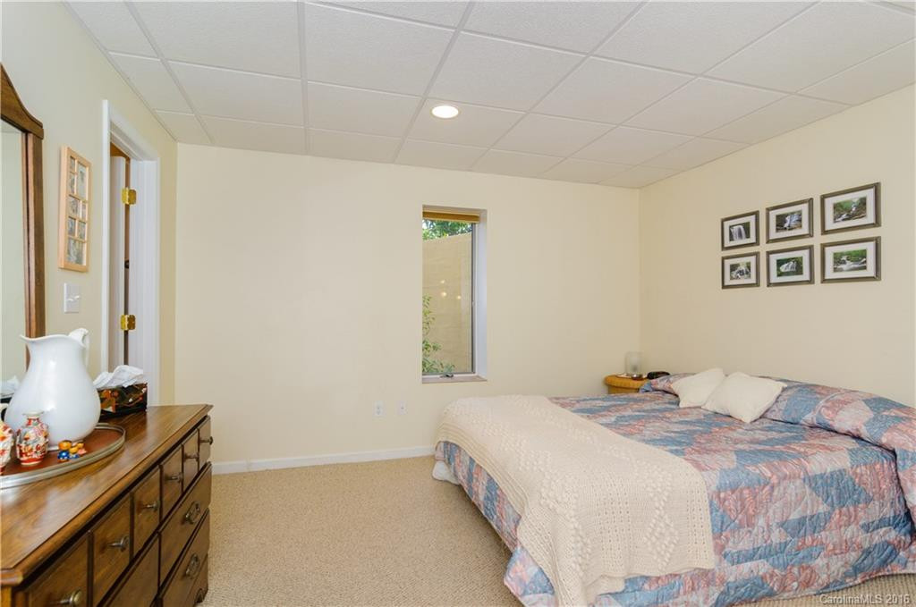 631 Woodland Knoll - Photo 16