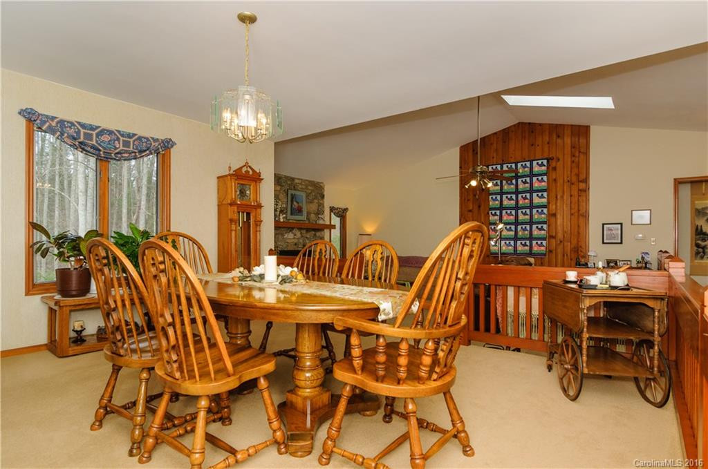 631 Woodland Knoll - Photo 5