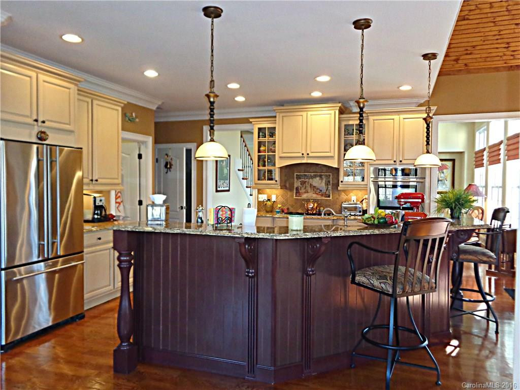 171 Cove Creek Lane - Photo 7