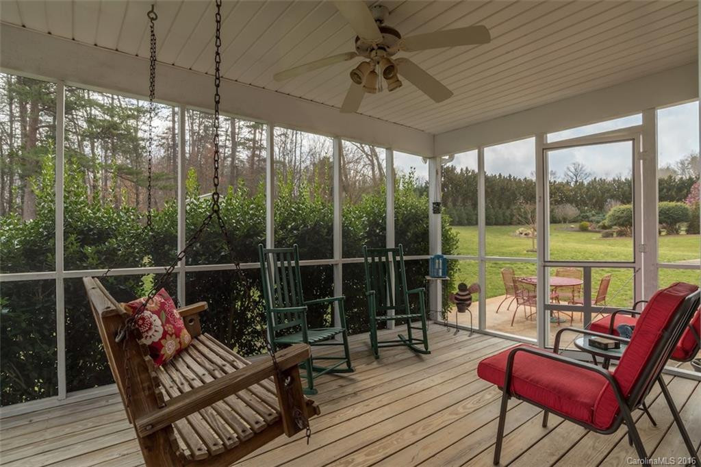 142 Fox Meadow Drive - Photo 23