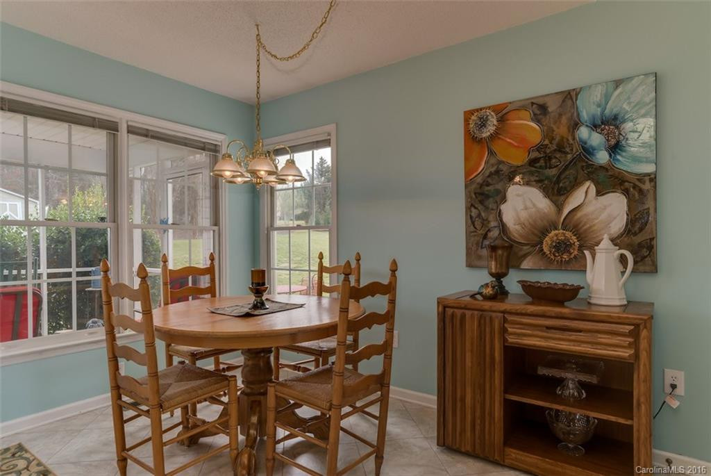 142 Fox Meadow Drive - Photo 6
