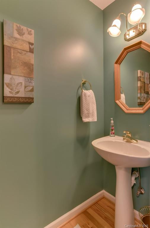 142 Fox Meadow Drive - Photo 8