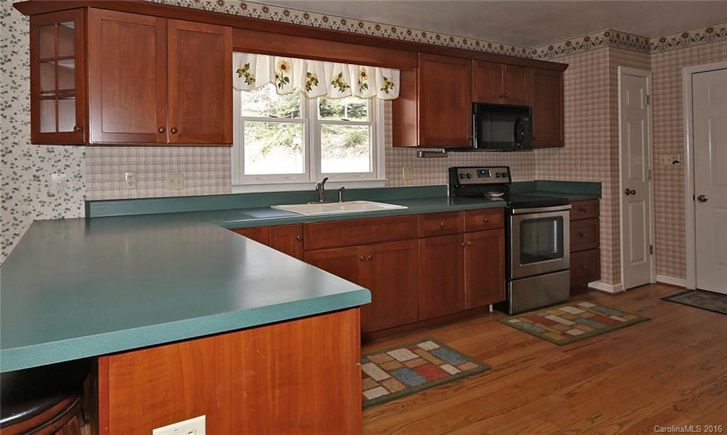 737 Woodbine Road - Photo 9