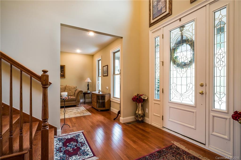 54 McIntyre Drive - Photo 8