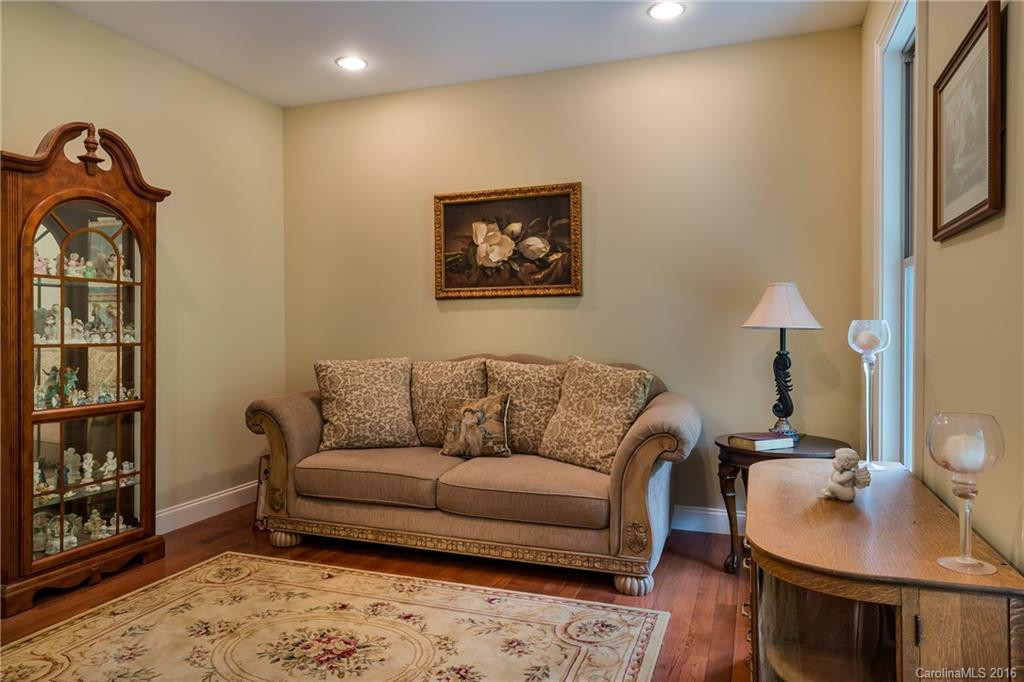 54 McIntyre Drive - Photo 9