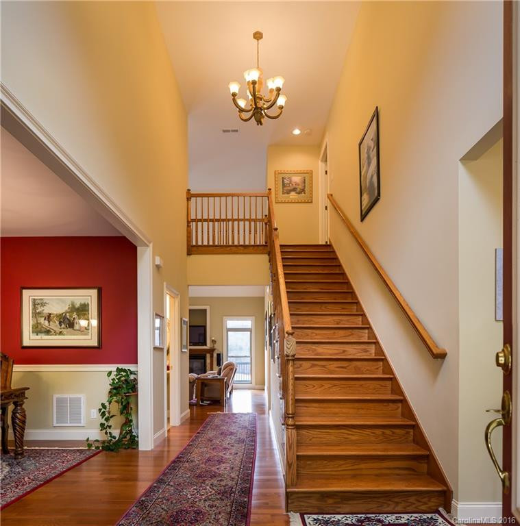 54 McIntyre Drive - Photo 10