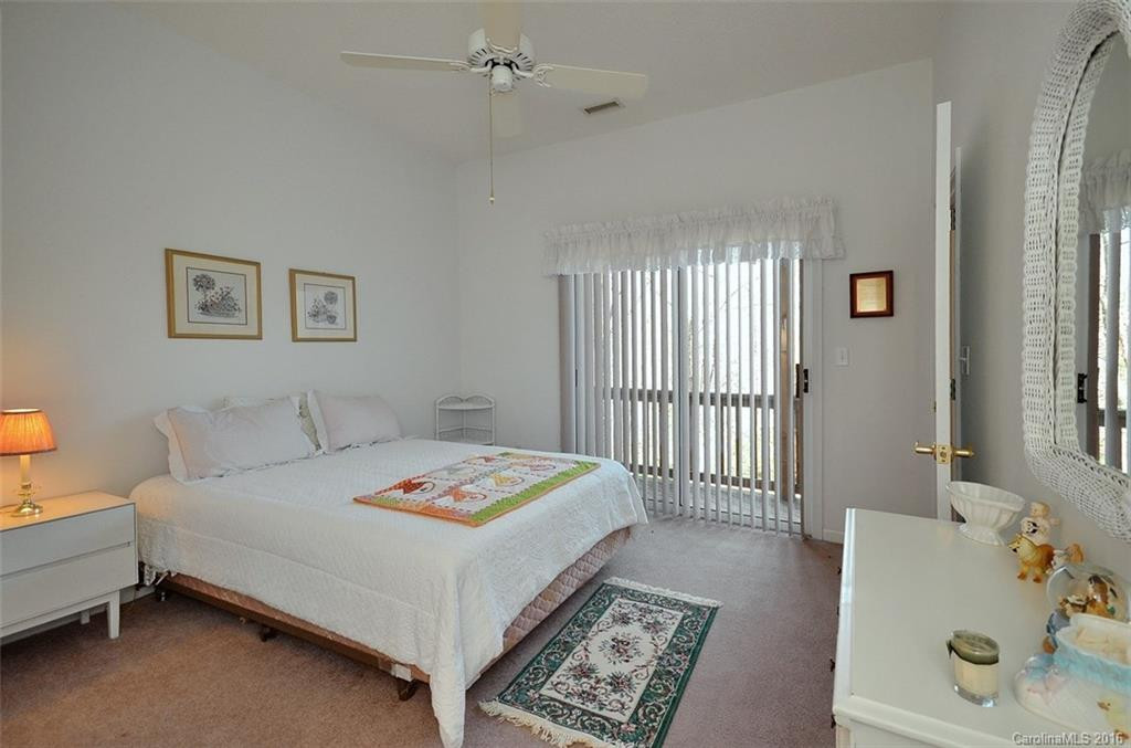 472 Campbell Drive - Photo 12