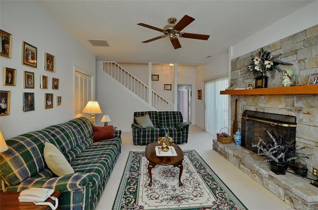 472 Campbell Drive - Photo 14
