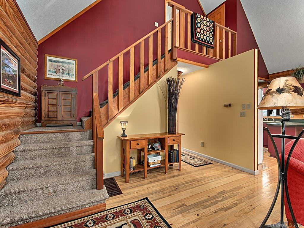 545 White Oak Mountain Road - Photo 9