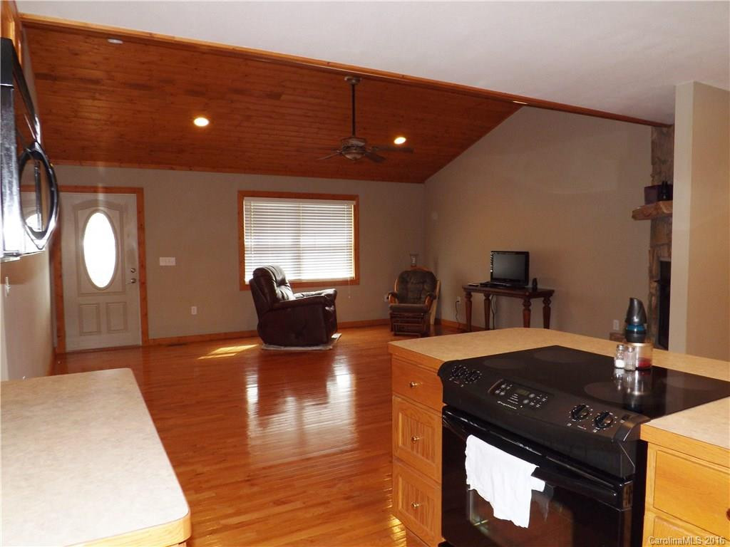 17 Hathaway Lane #N/A - Photo 4