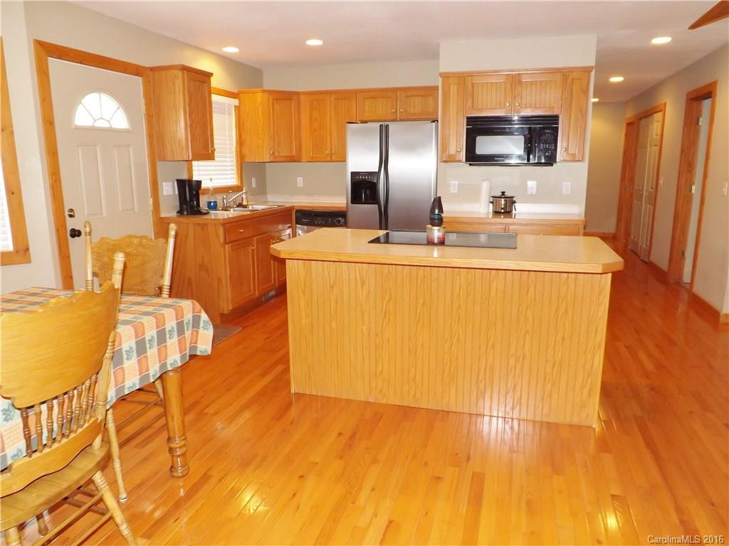17 Hathaway Lane #N/A - Photo 9