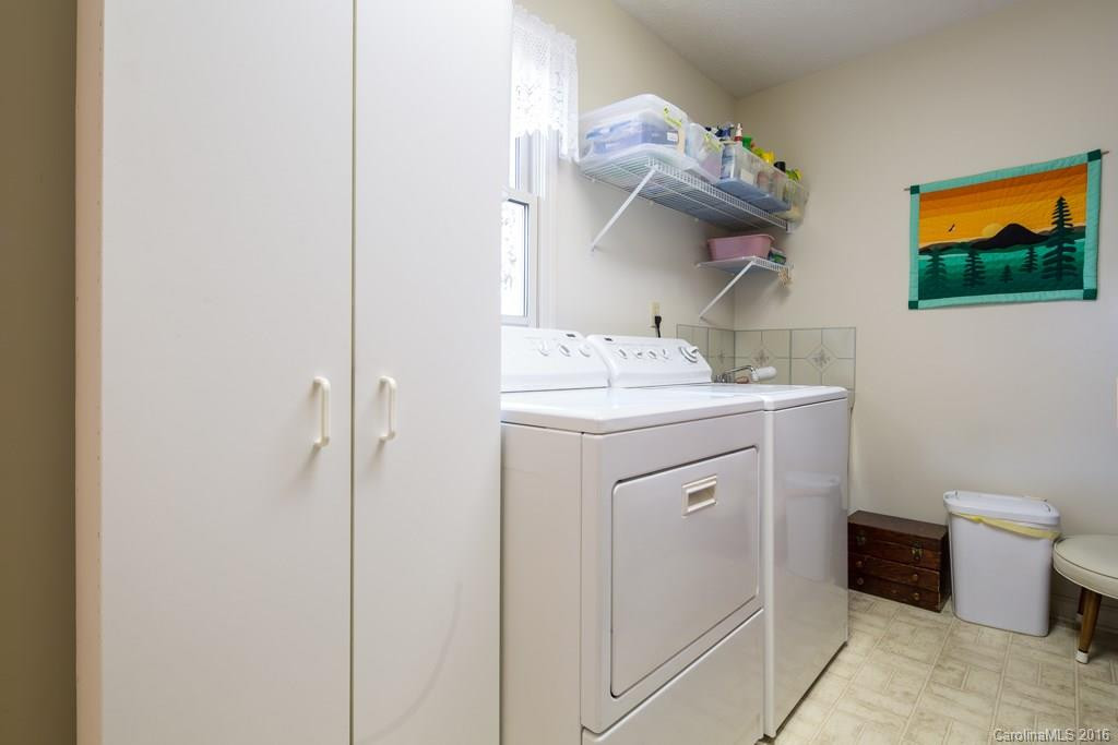 321 Mountain Valley Drive - Photo 19