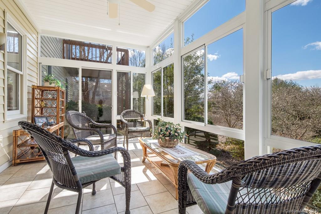 321 Mountain Valley Drive - Photo 4