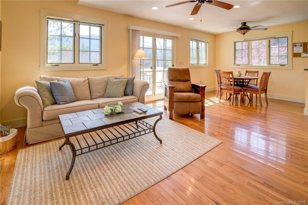 48 Cheshire Drive - Photo 2