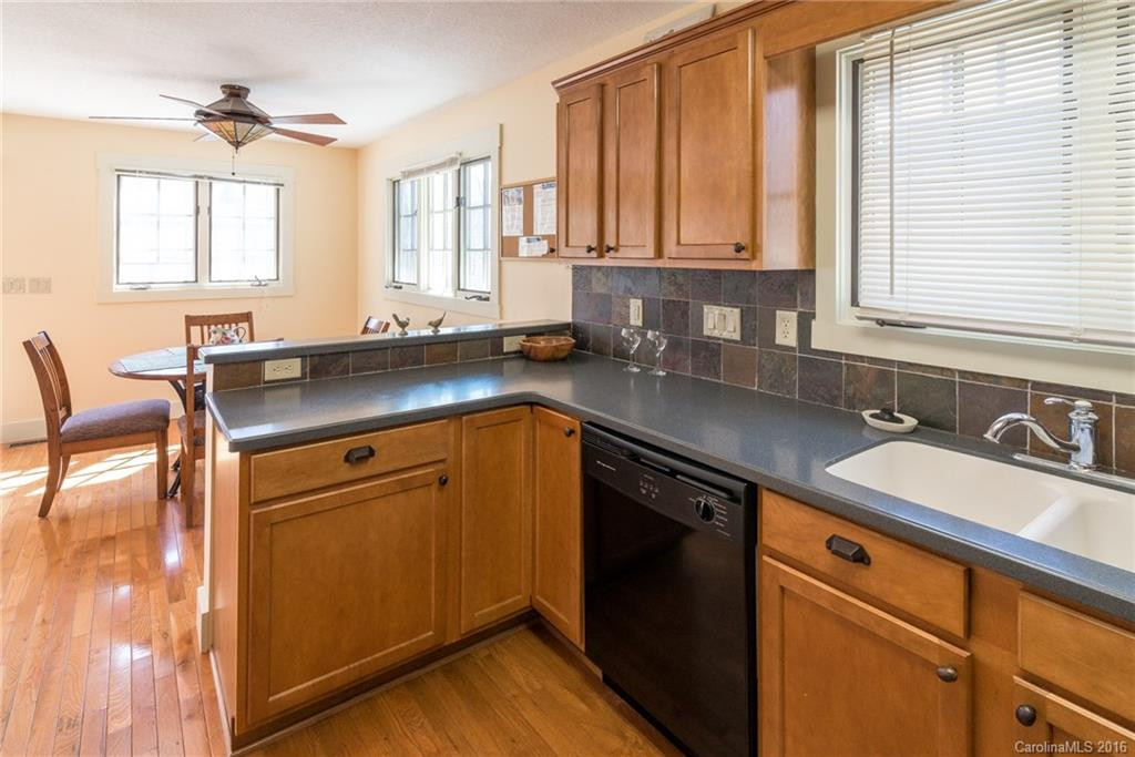 48 Cheshire Drive - Photo 8
