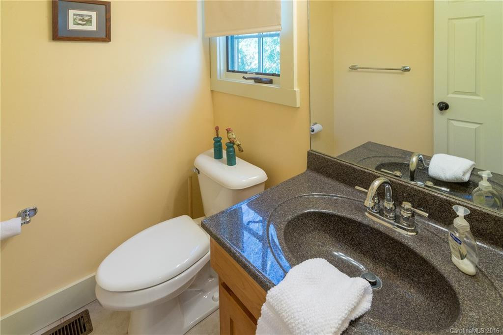 48 Cheshire Drive - Photo 10
