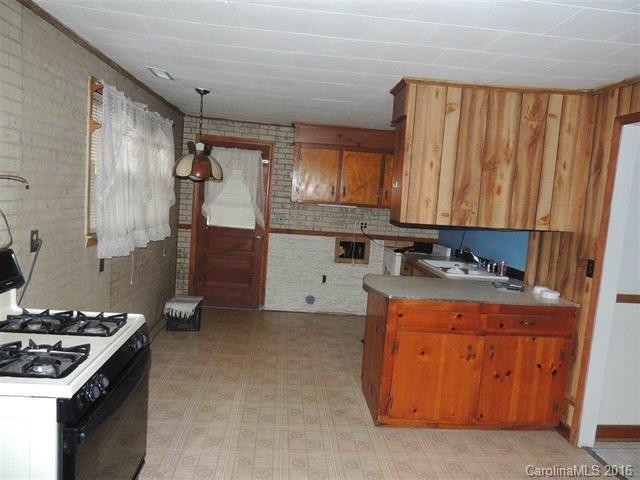 207 Crescent Drive - Photo 8