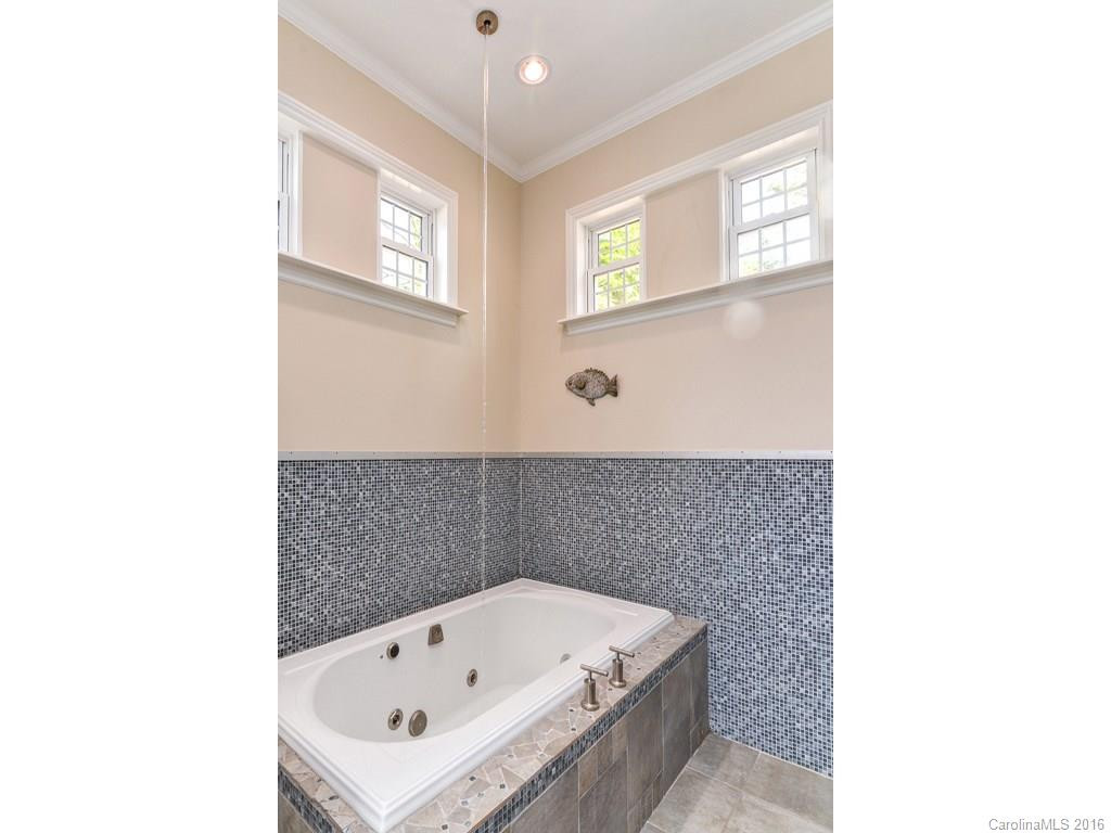 9 Upland Road - Photo 11