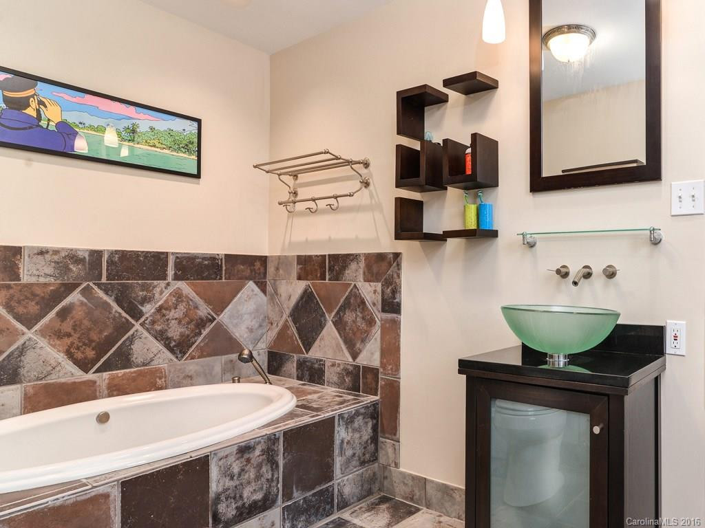 9 Upland Road - Photo 14