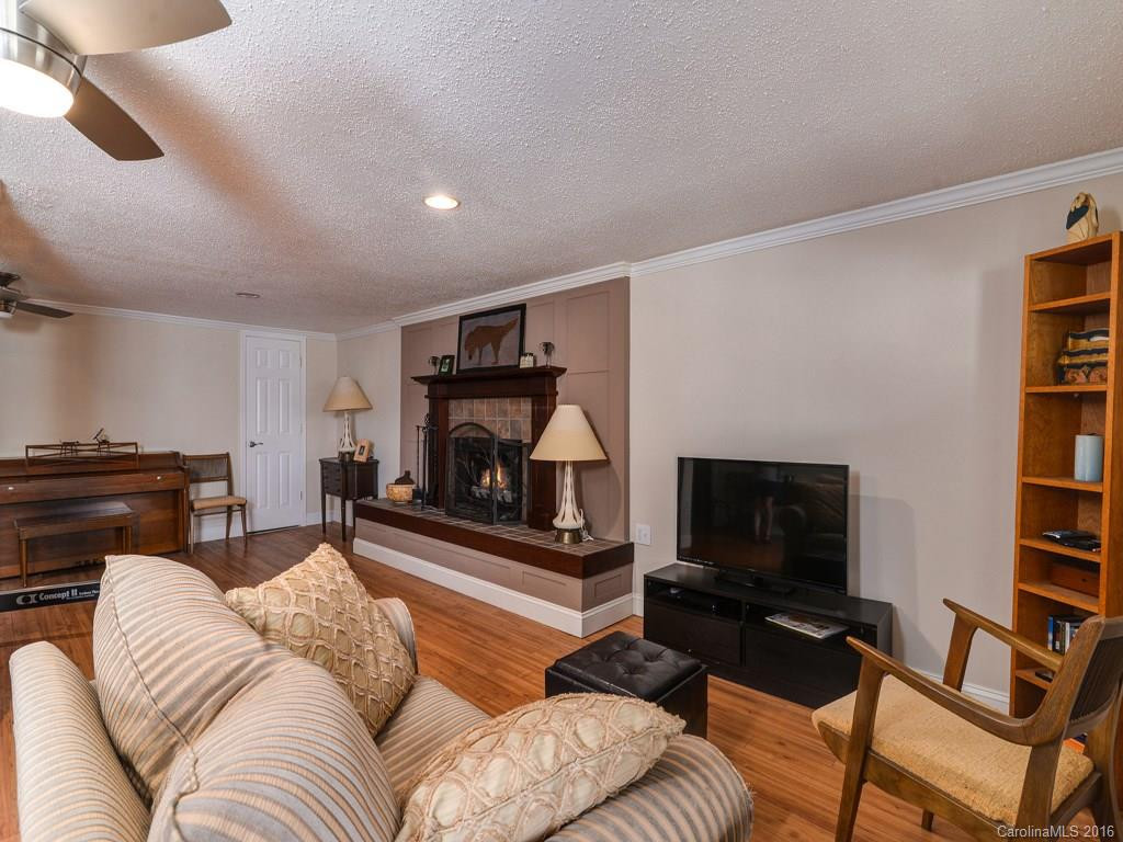 9 Upland Road - Photo 16