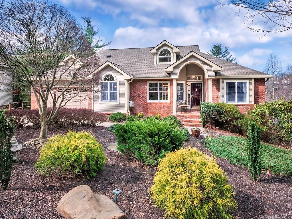 124 Jenny Lind Drive