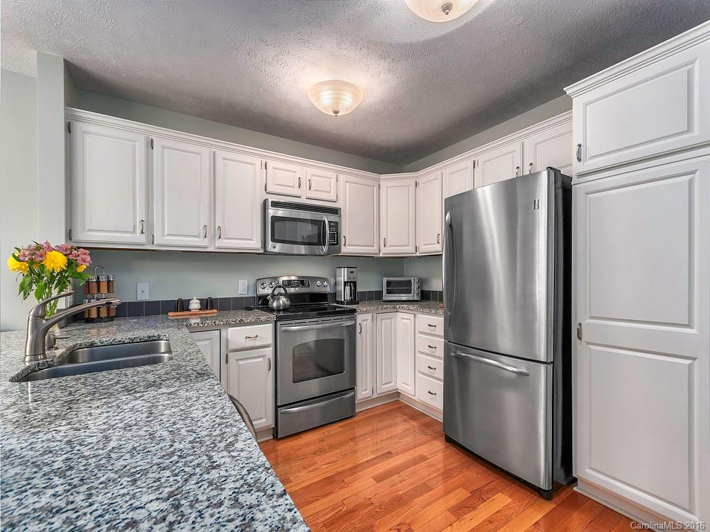 124 Jenny Lind Drive - Photo 8