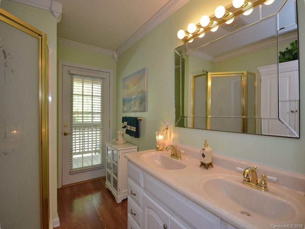 294 Starling Way - Photo 11
