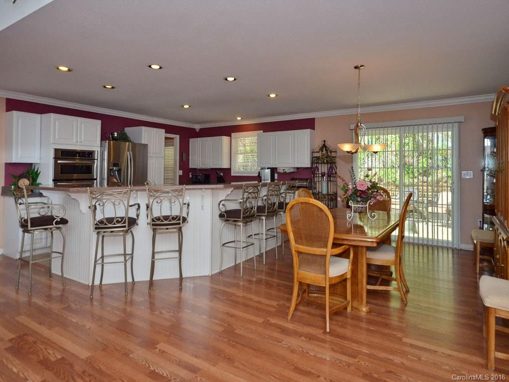 294 Starling Way - Photo 4