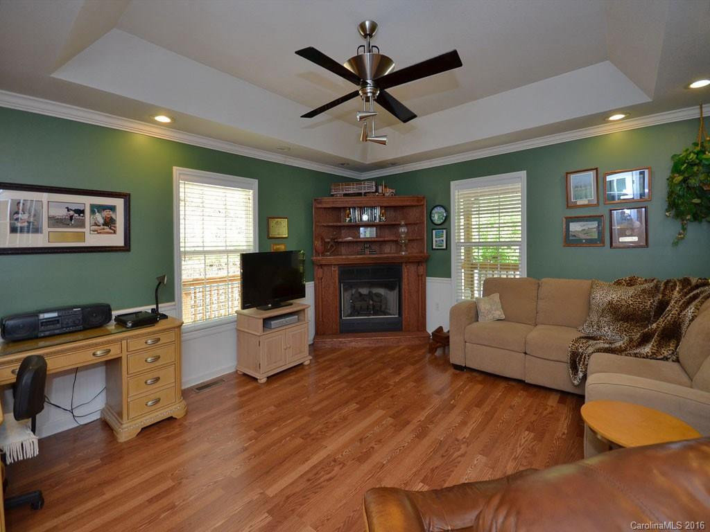 294 Starling Way - Photo 7