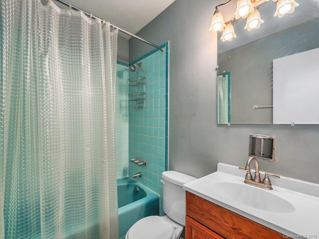 28 Waters Road - Photo 8