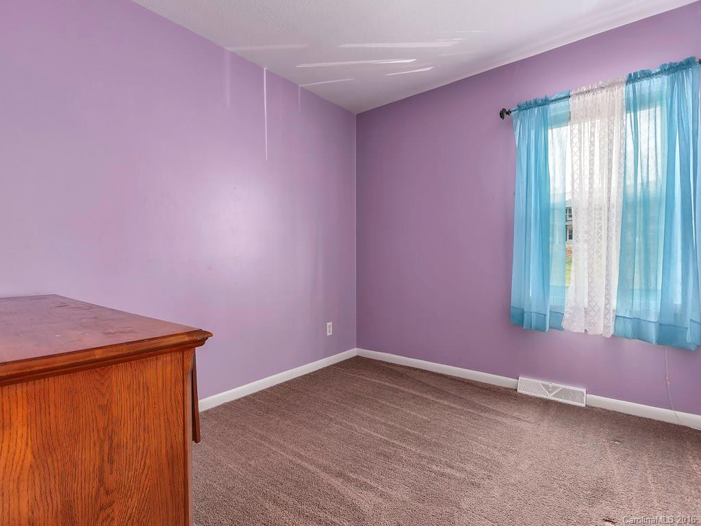 28 Waters Road - Photo 9