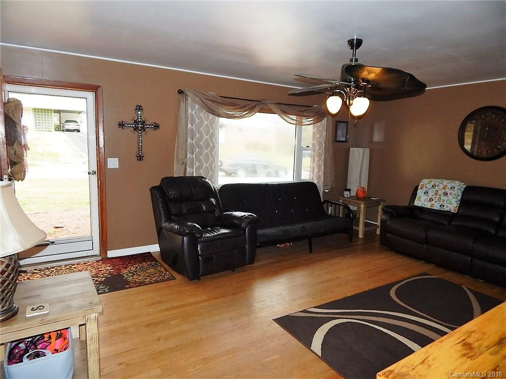360 Allison Drive - Photo 5