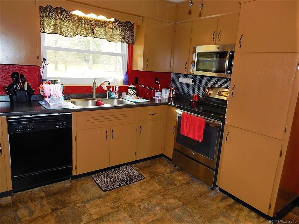 360 Allison Drive - Photo 8